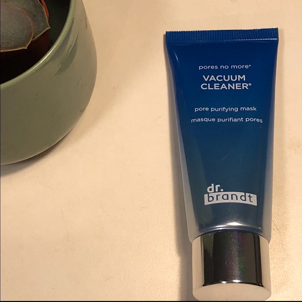 Dr. Brandt pores no more VACUUM CLEANER
